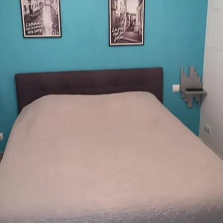 Rdc 42m2 400 M Centre 200 M Gare Tgv Parking Gratuit 250 Places Face Au شقة أراس